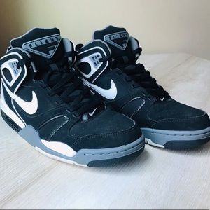 Nike Hightop Shoes
